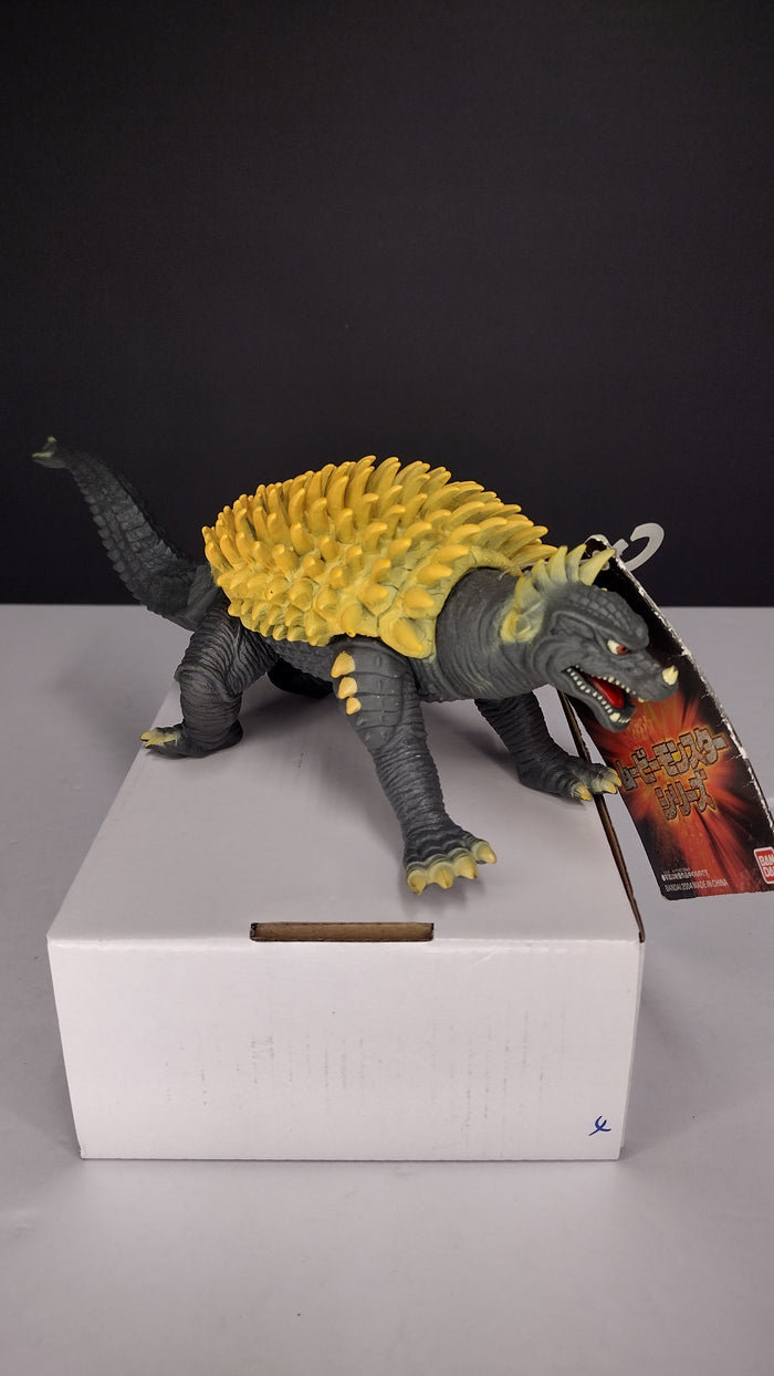 2004 Bandai Toho Movie Monster Series – Anguirus (Final Wars Version)