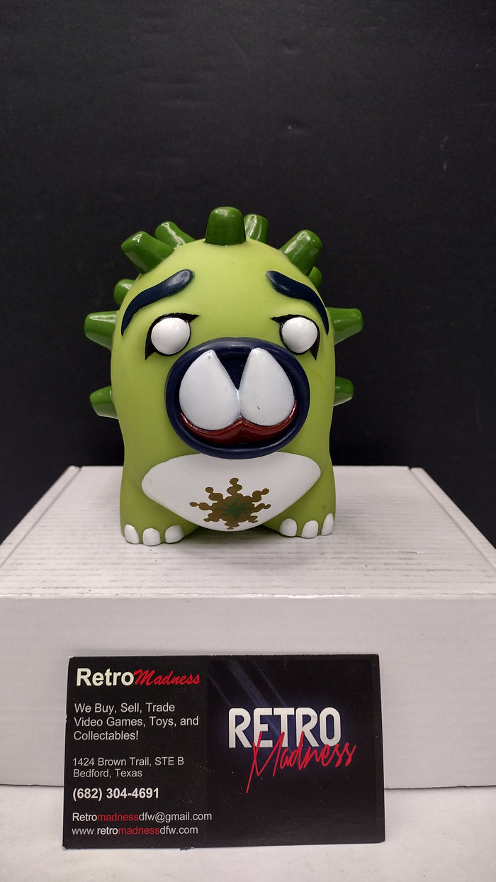 Attaboy The Axtrx "Nubbed Creature" Designer Vinyl Art Toy (Rock America - Loose w/ 1 Mouth Accessory)