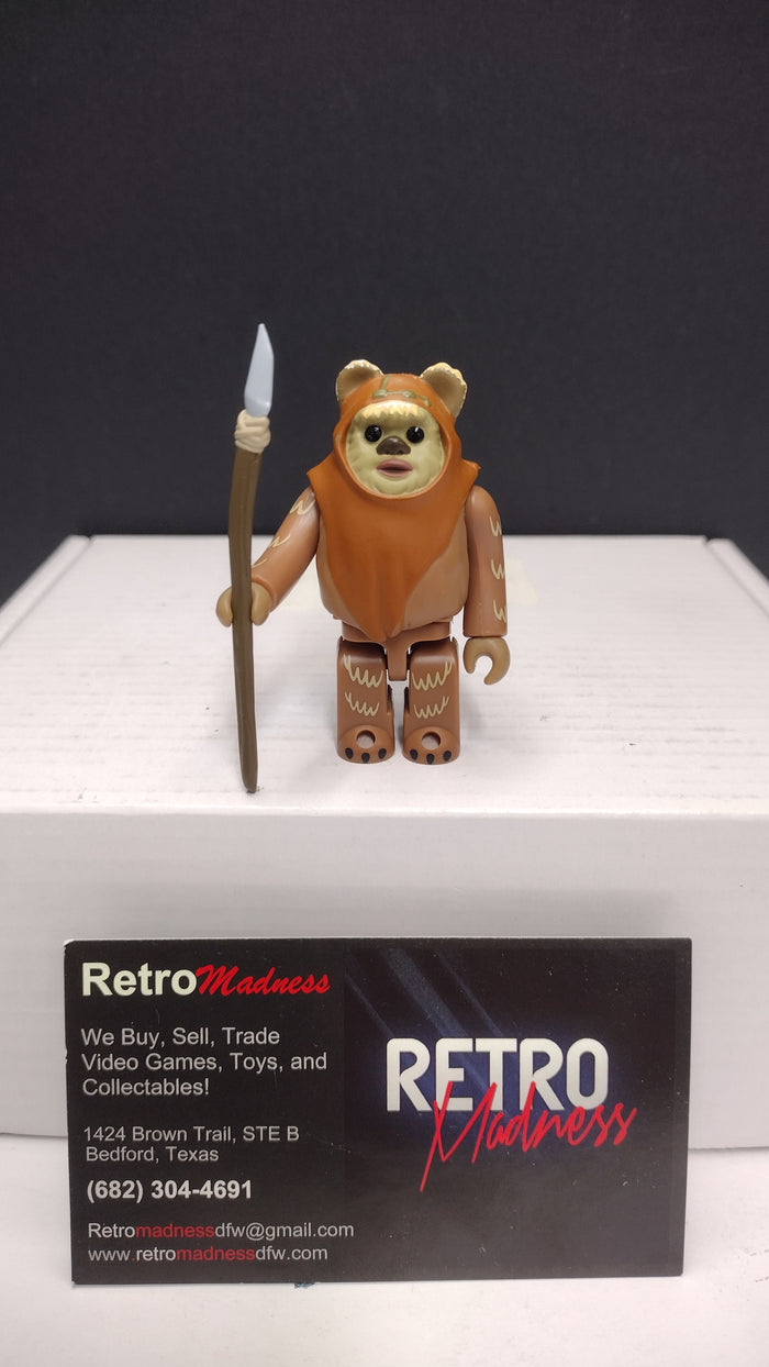 Authentic Star Wars x Medicom Toy: Kubrick Series 3 – Wicket the Ewok 100% Micro Figure with Spear • Tomy 2004