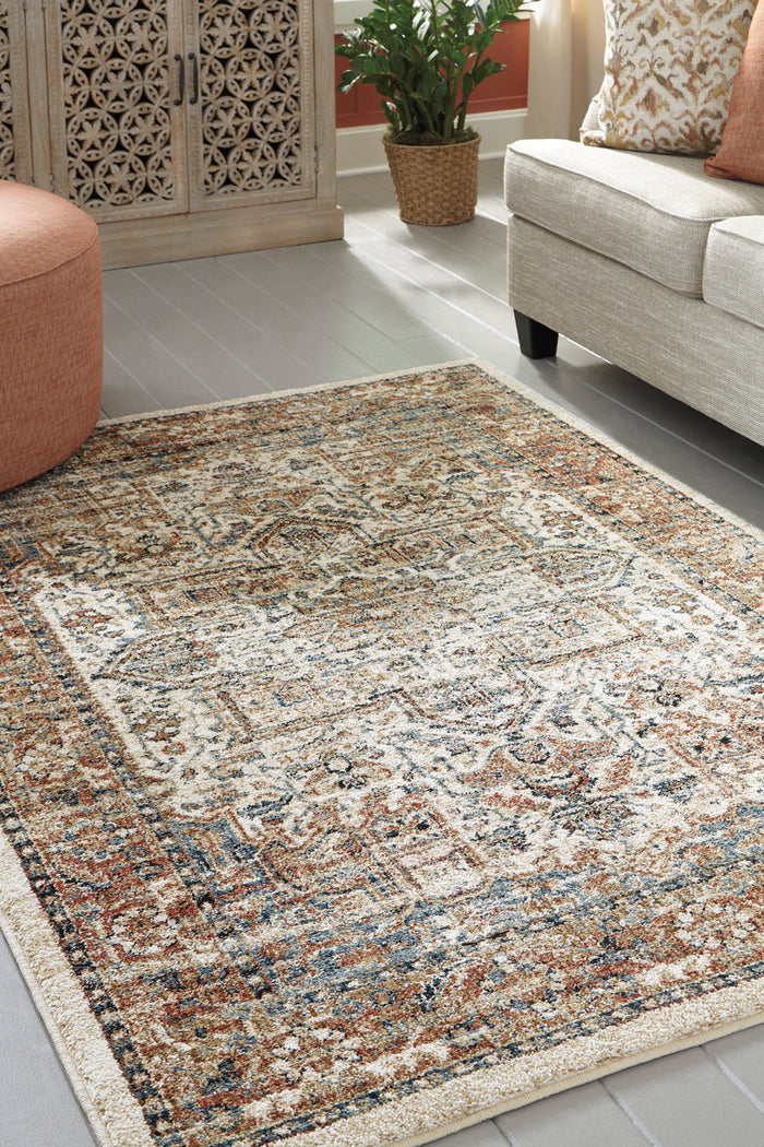 BASTILLE 5' x 7' Rug