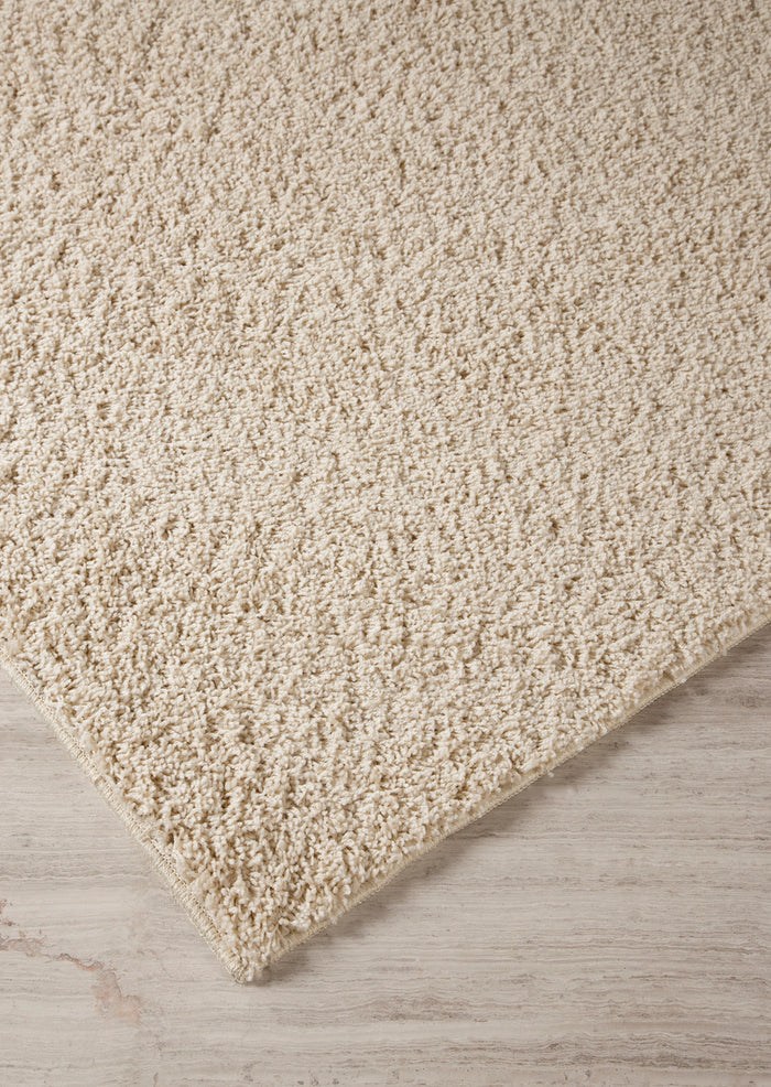 BETEL Off-White 5' x 7' Rug