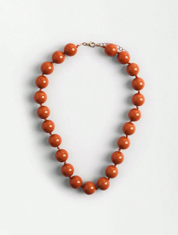 BOLD BEEDED NECKLACE