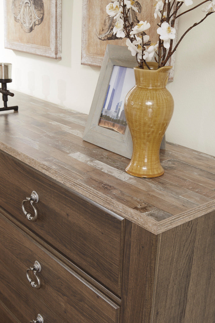 Cresthill Brown Dresser & Mirror