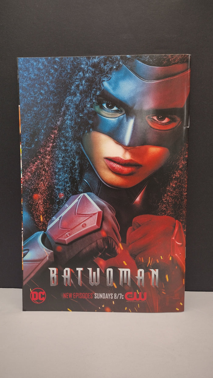 DC Comics Modern Era Lot – 4 Book Set - Lot I3 (Brand New / Unread)