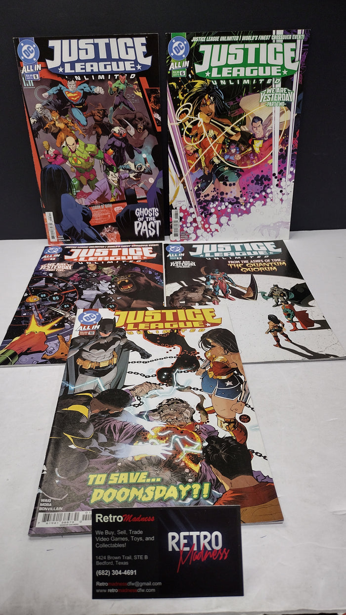 DC Comics Modern Era Lot – 5 Book Set - Lot I2 (Brand New / Unread)