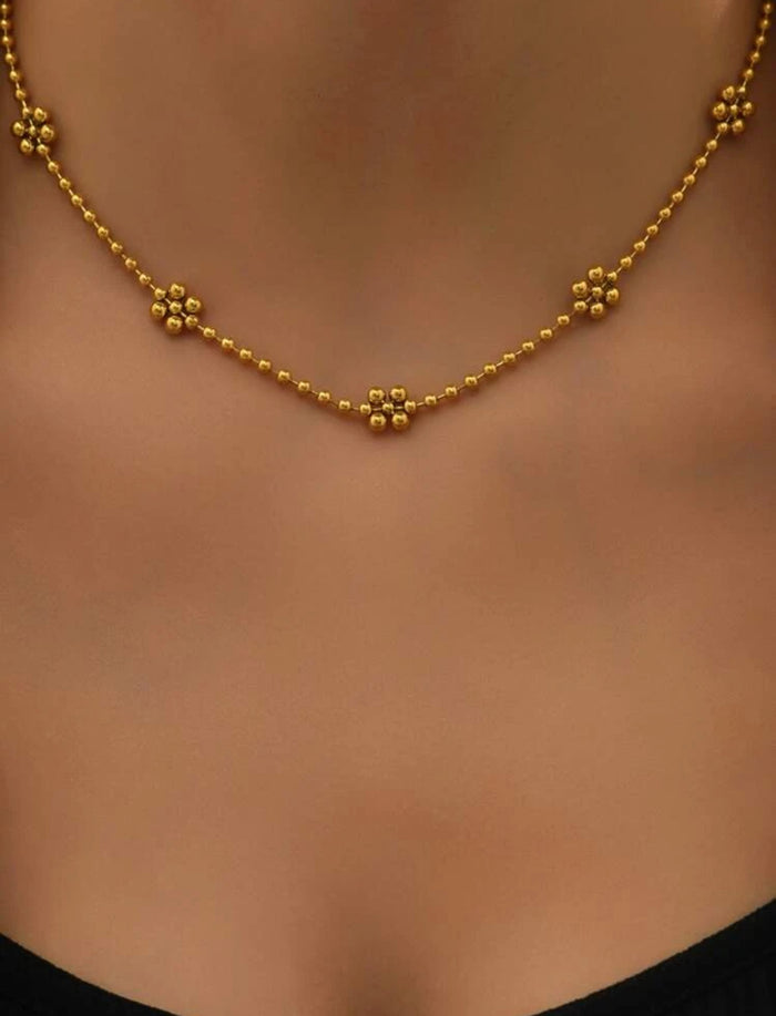 FLOWER NECKLACE