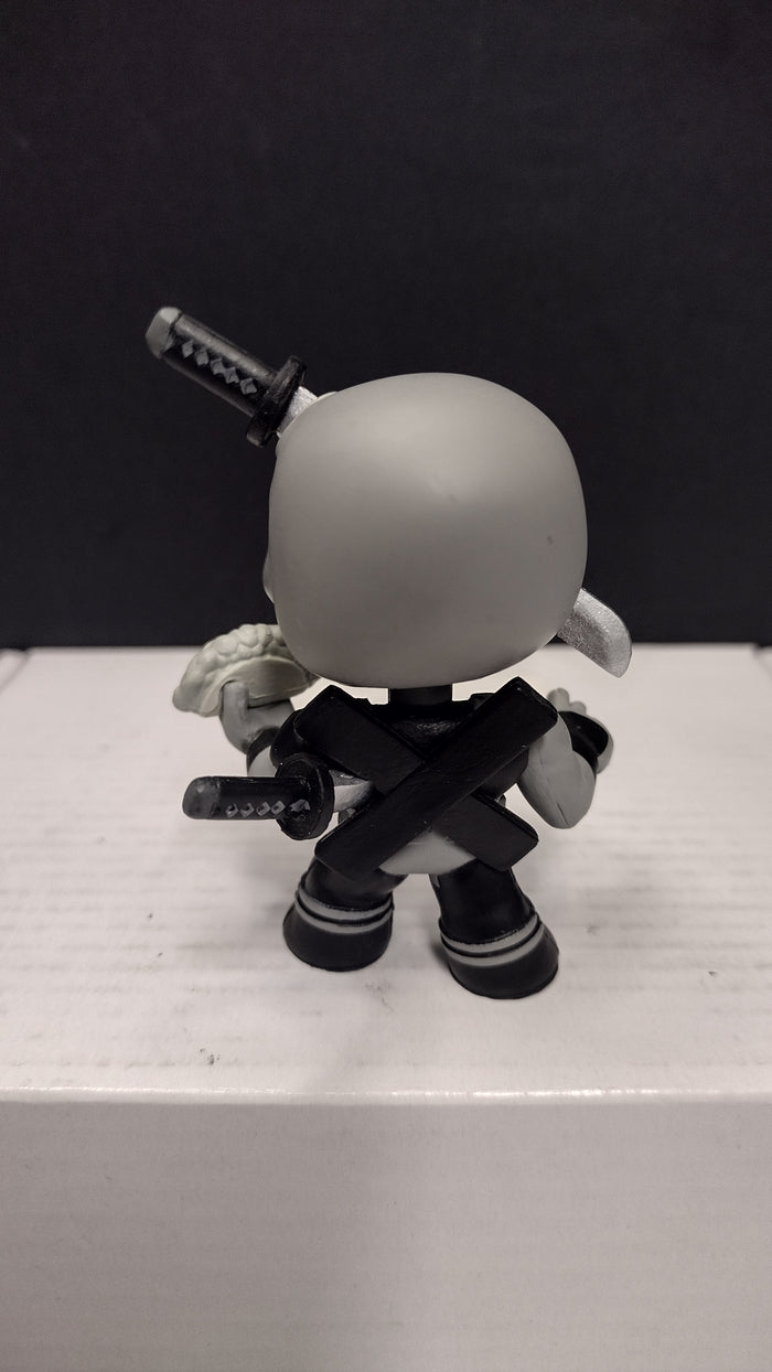 Funko Mystery Minis: Marvel Zombies – Greyscale Zombie Deadpool 2.5" Vinyl Micro Figure • Loose / Rare Variant