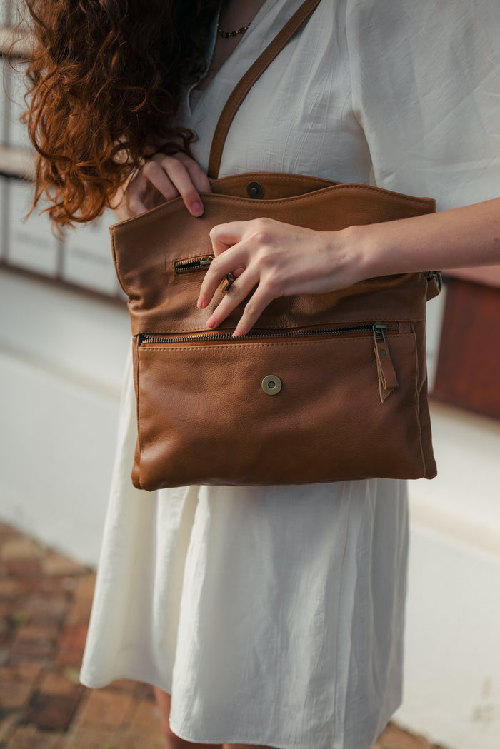 Linki fold over bag in brown