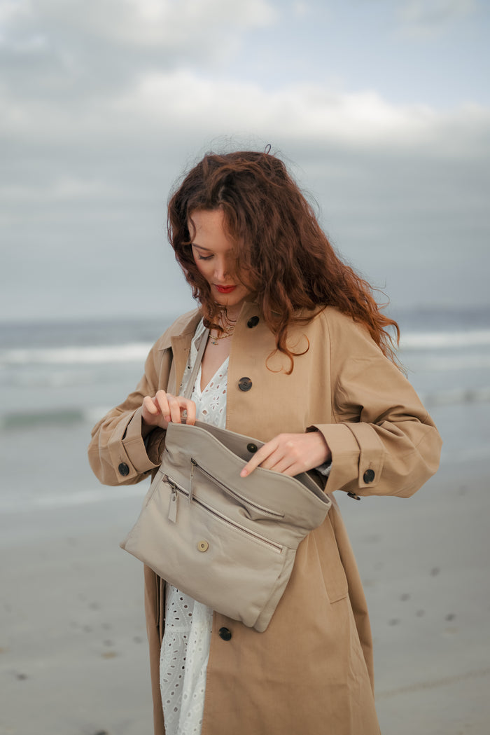 Linki fold over bag taupe