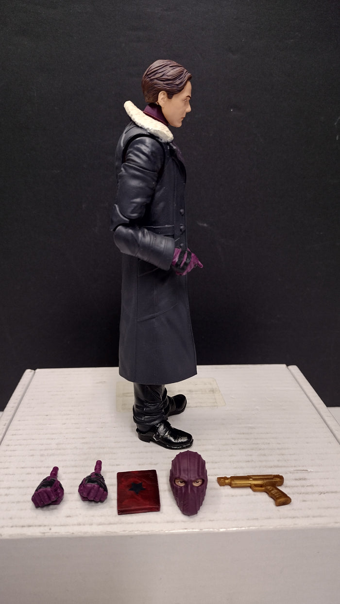 Marvel Legends Series MCU Baron Zemo 6-Inch Action Figure (Hasbro - Loose w/ Alternate Head, Hands, Tablet & Gold Gun)
