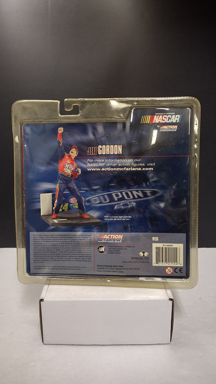 McFarlane NASCAR Series 1 Jeff Gordon #24 Action Figure (2003) CIB