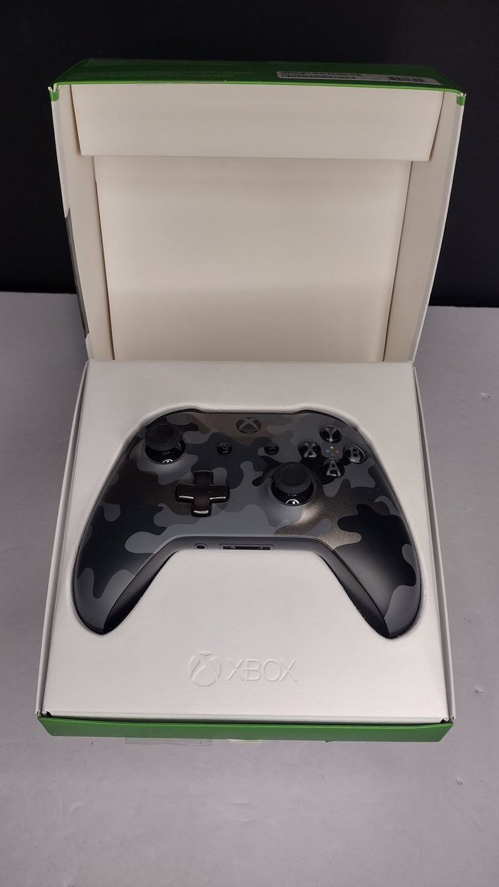 Microsoft Xbox One Wireless Controller – Special Edition Night Ops Camo (Model 1708) - In Box Tested Working!