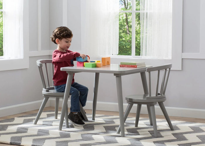 Mindi Gray Table & Chair Set