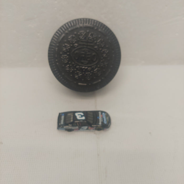 Oreo Dale Earnhardt #3 NASCAR 2001 Monte Carlo