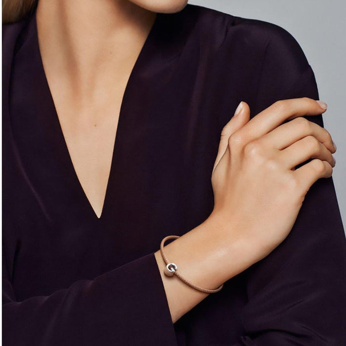 "PANDORA : MOMENTS Letter Charm - 'G' -"