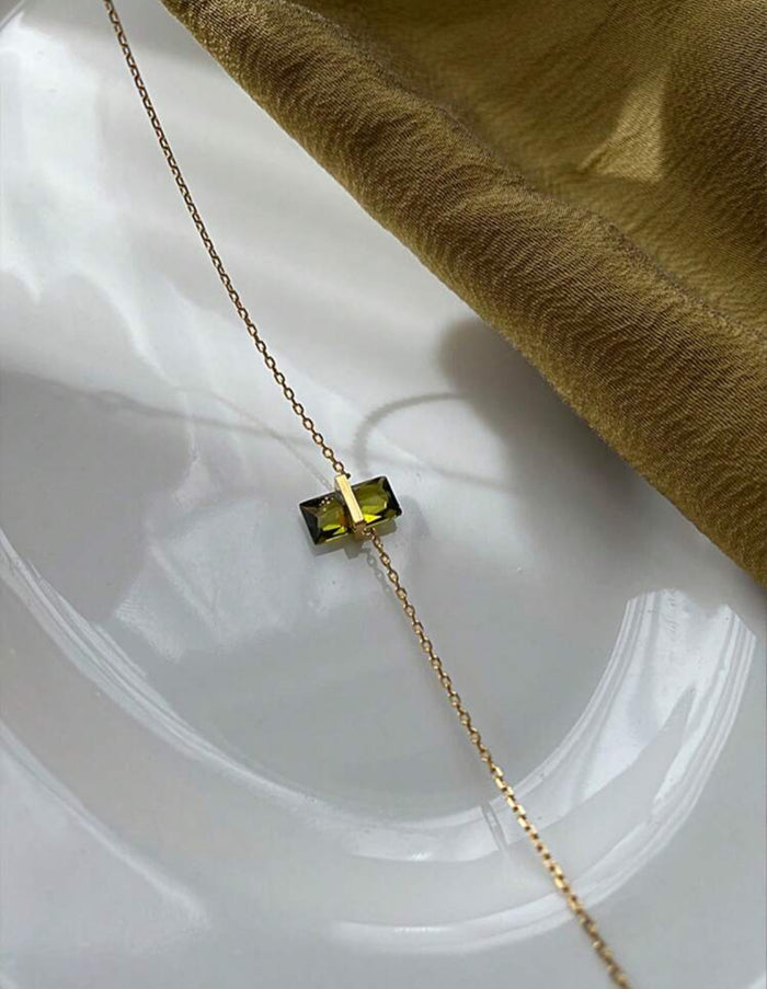 PETITE GREEN STONE NECKLACE