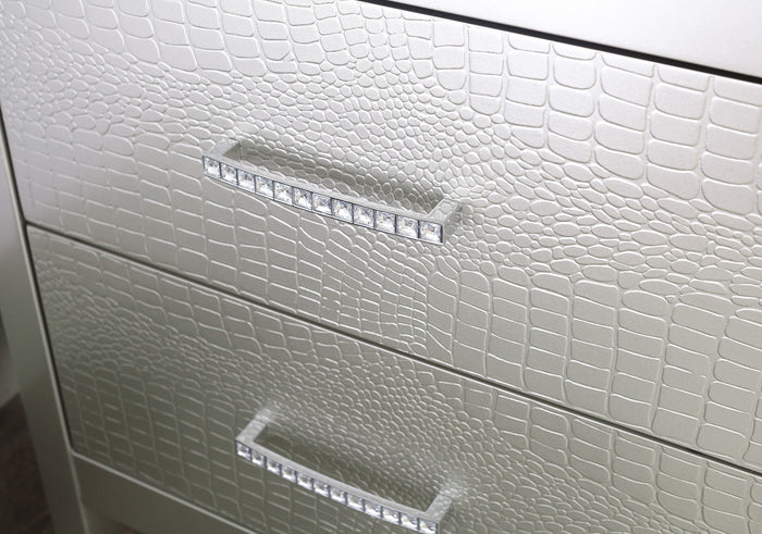 Rianni Silver Dresser & Mirror