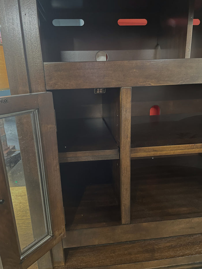 RUPERT 42" Wide TV Stand