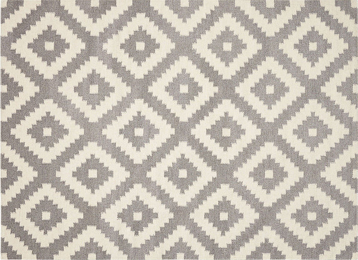 Sloan 5' x 7' Rug