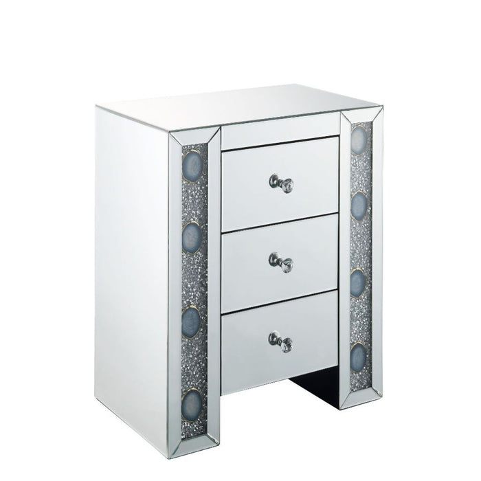 22"W x 14"D x 26"H / Pearl Silver