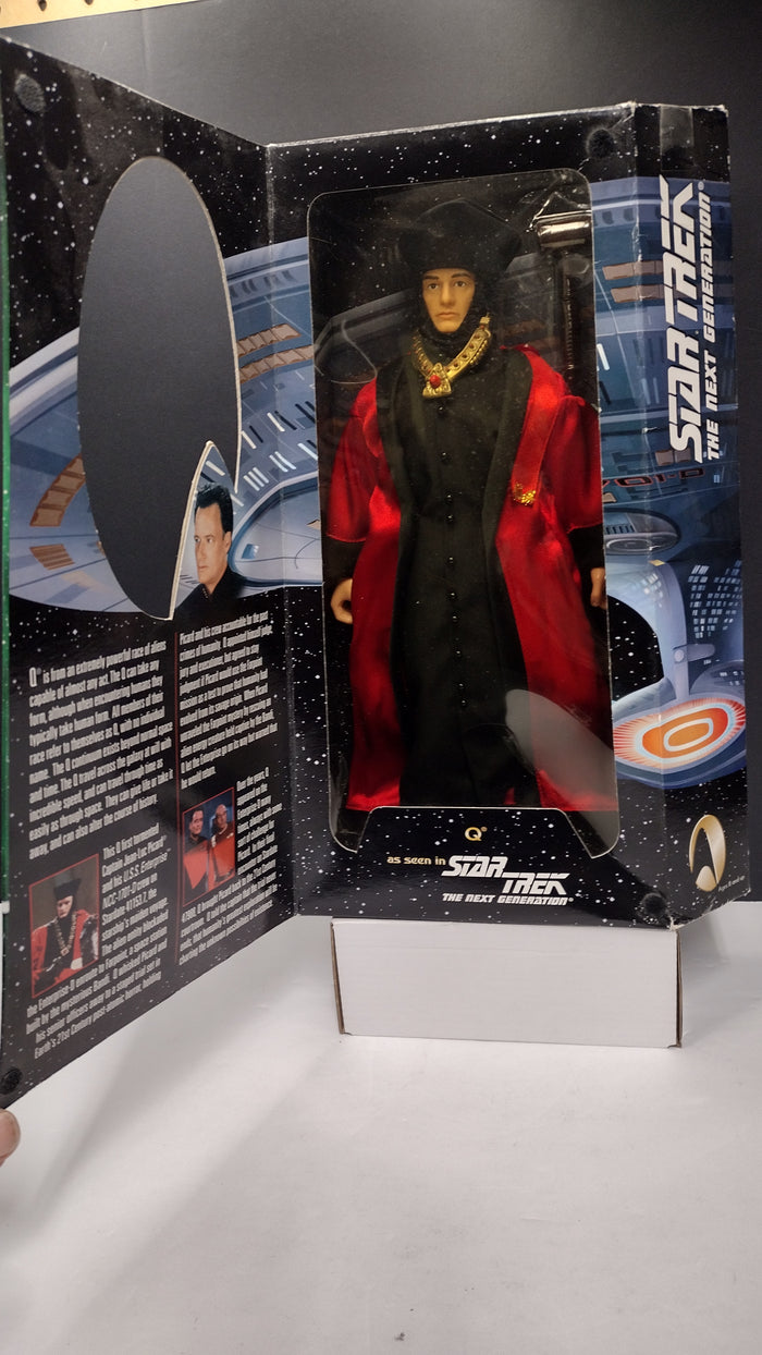 Star Trek: TNG Q (Aliens and Adversaries Edition) 12" Figure
