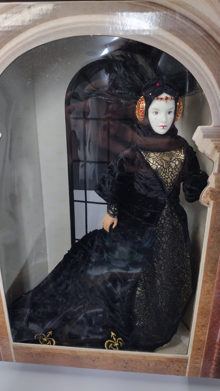 Star Wars: Episode I The Phantom Menace – Queen Amidala Portrait Edition (1999) – Factory Sealed