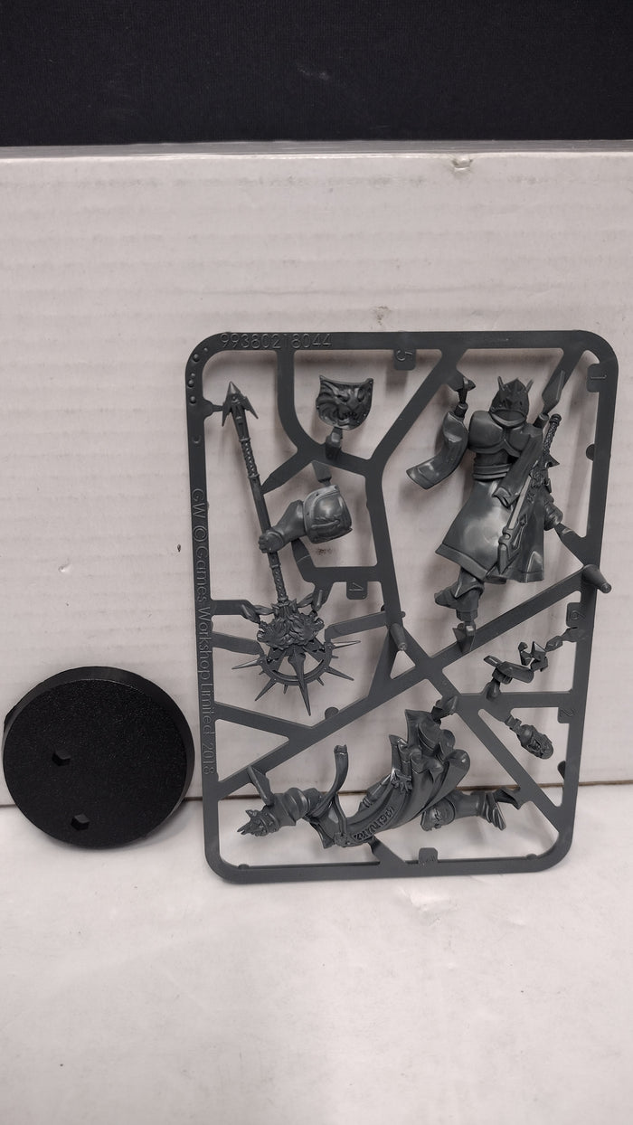 Warhammer Age of Sigmar Stormcast Eternals Knight Incantor On Sprue - New